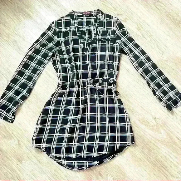 SEDUCTION PLAID MINI DRESS WAIST  TIE SIZE SMALL - Picture 4 of 14